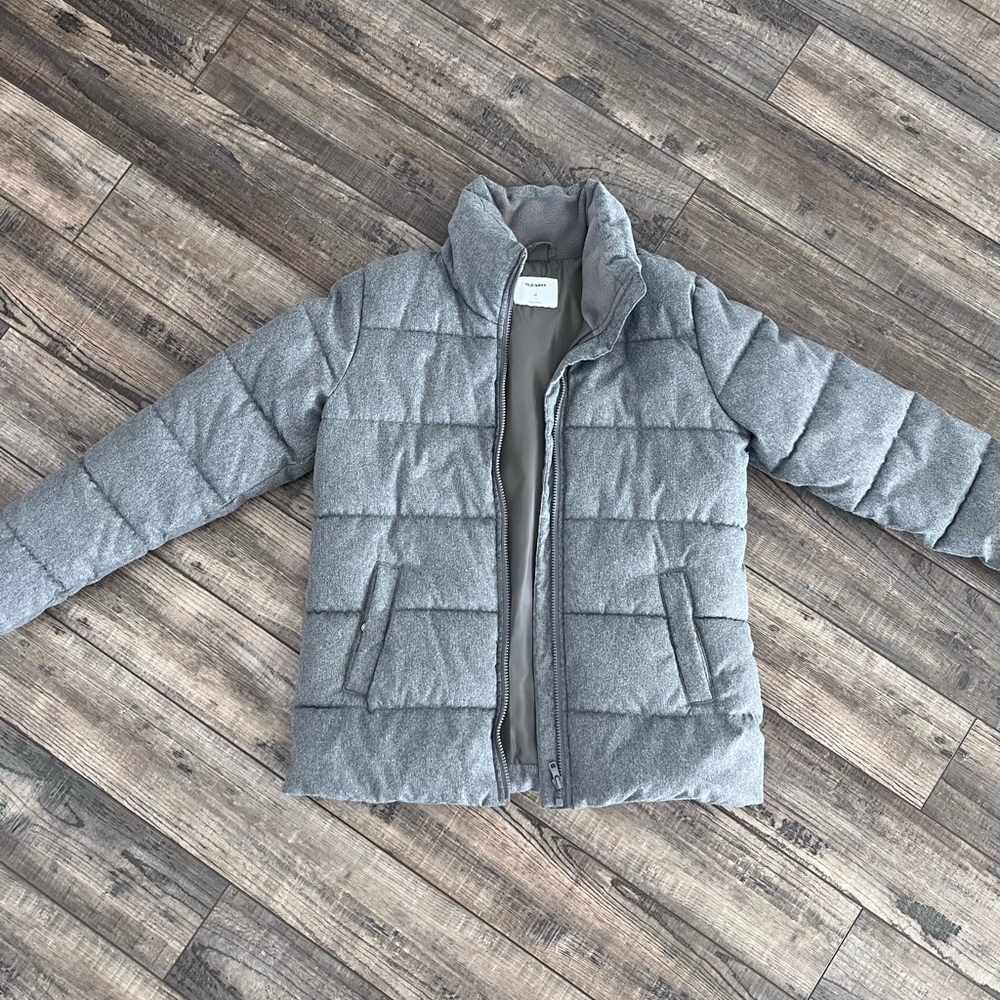 Old Navy Light Gray Puffer Jacket